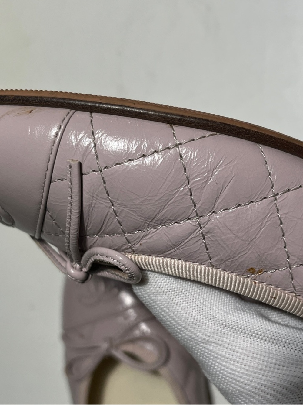 CHANEL Quilted Ballet Flats in Dusty Rose Leather with Bow - Picture 12 of 15